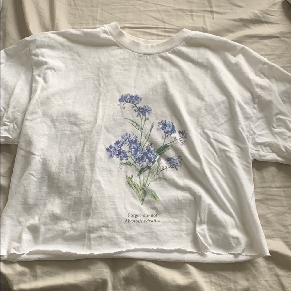BRANDY MELVILLE FORGET ME NOT TOP
